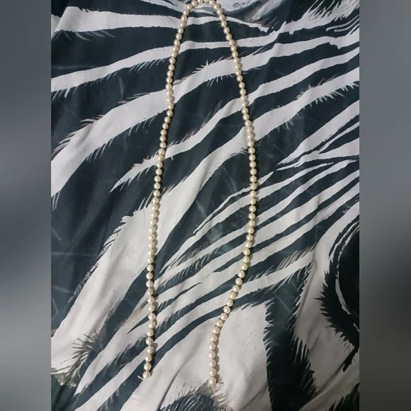 Women Ivory White Pearls Balls Long Necklace - Picture 8 of 10